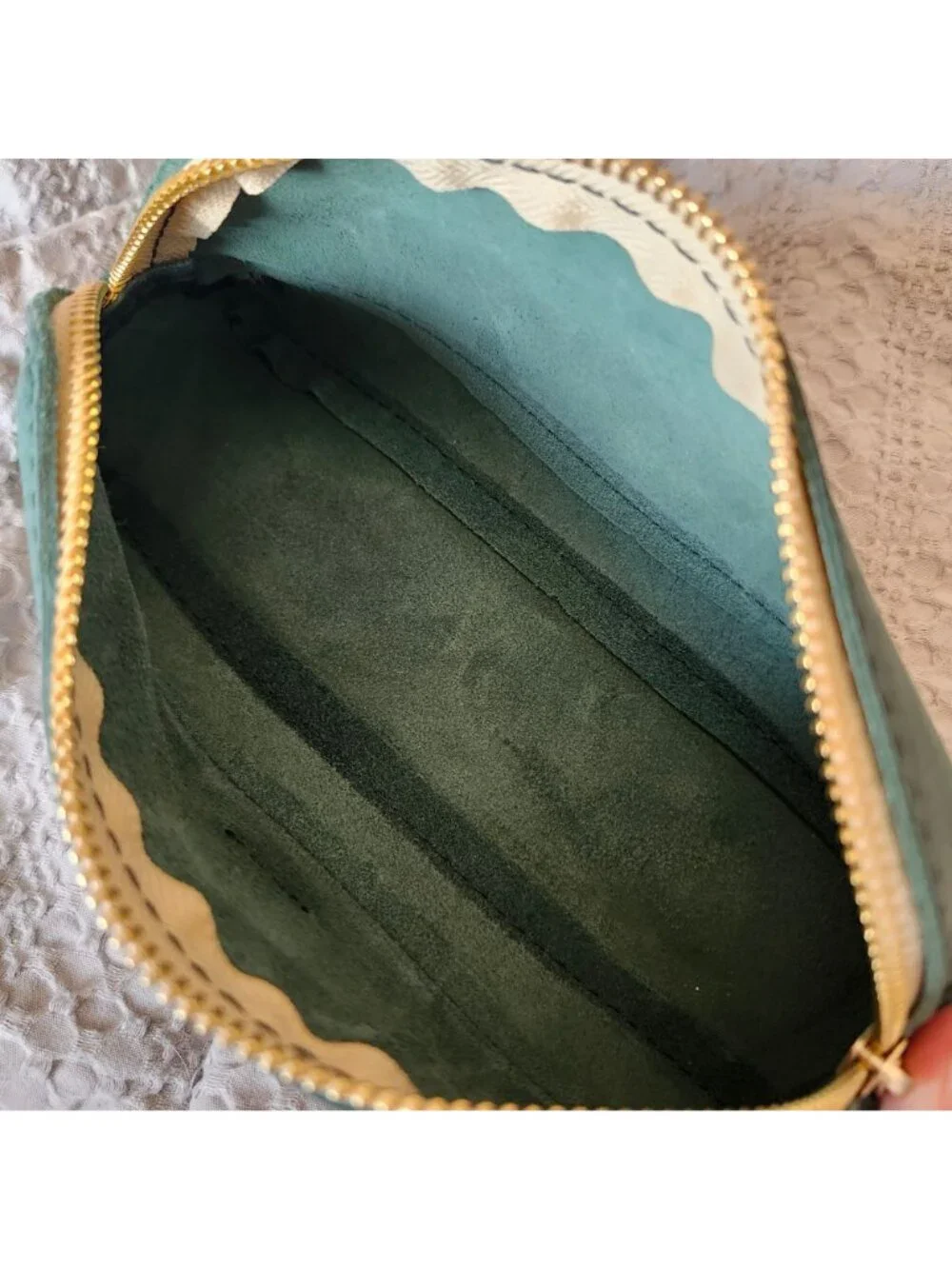 Portland Leather Unisex Artisan Pouch Evergreen Unicorn Rare Zip Leather - Picture 8 of 9